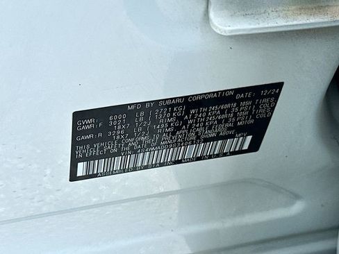 Used 2025 Subaru Ascent Premium AWD/4WD image 32