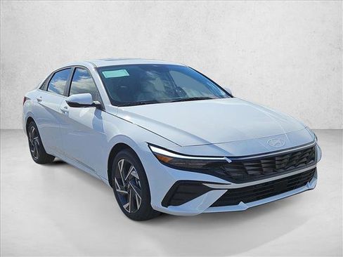 New 2026 Hyundai Elantra Limited image 7