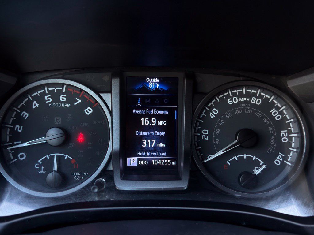 Used 2021 Toyota Tacoma TRD Sport w/ Technology Package AWD/4WD image 11