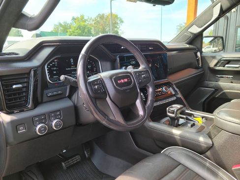Used 2024 GMC Sierra 1500 AT4X w/ AT4X AEV Edition image 9