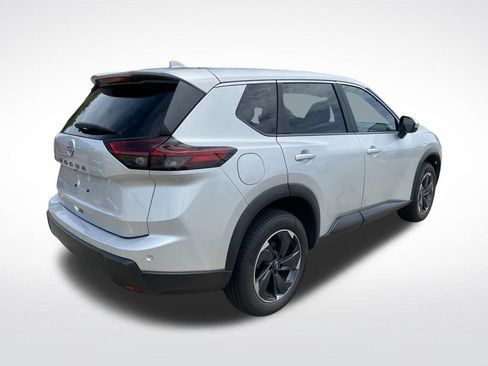 Used 2025 Nissan Rogue SV FWD image 8
