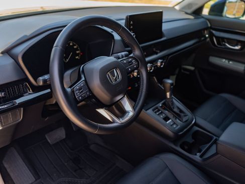 Used 2025 Honda CR-V EX-L image 8