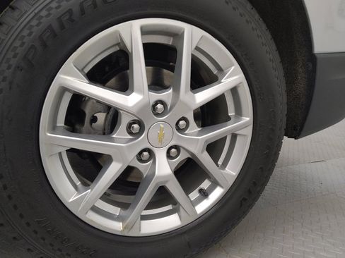 Used 2022 Chevrolet Equinox LT image 31