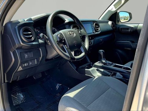 Used 2021 Toyota Tacoma SR AWD/4WD image 19