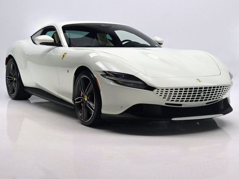 Used 2024 Ferrari Roma RWD image 3