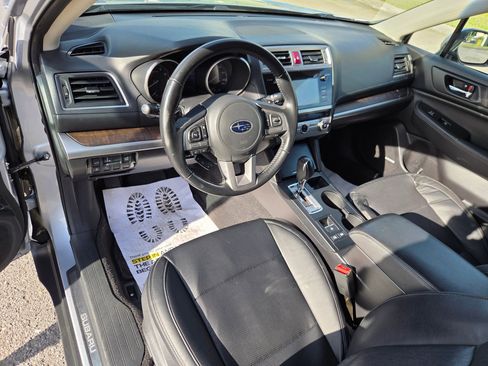 Used 2016 Subaru Outback 2.5i Limited AWD/4WD image 10
