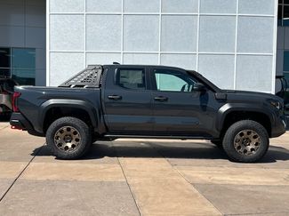 New 2026 Toyota Tacoma 4x4 Double Cab Hybrid video 3