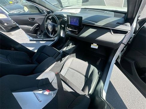 Used 2026 Toyota Corolla Cross SE image 33