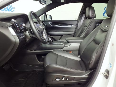 Used 2021 Cadillac XT5 Premium Luxury image 7