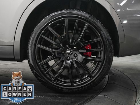 Used 2020 Maserati Levante S GranSport image 32