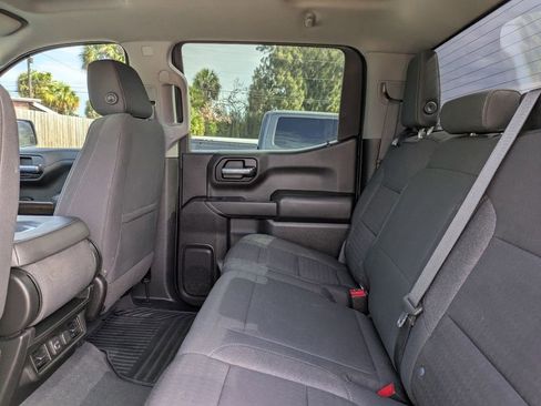 Used 2021 Chevrolet Silverado 1500 LT RWD image 14