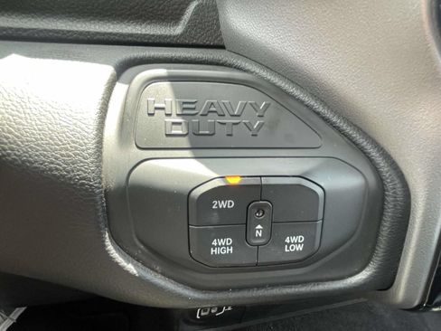 Used 2026 RAM 2500 Laramie AWD/4WD image 24