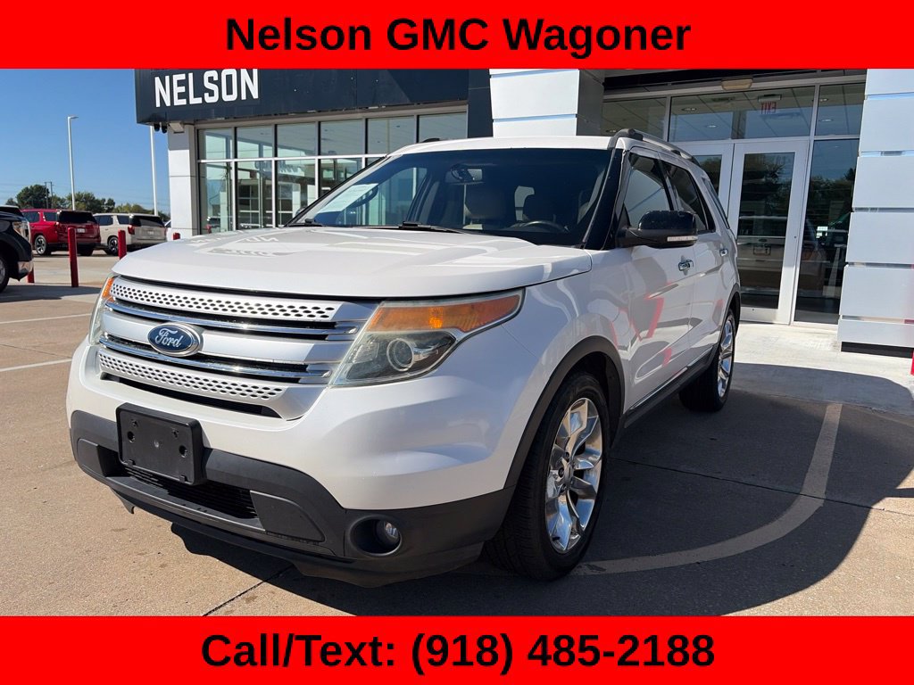 Used 2015 Ford Explorer XLT w/ Equipment Group 202B FWD image 1