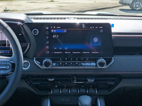 New 2026 Chevrolet Colorado Z71 image 18