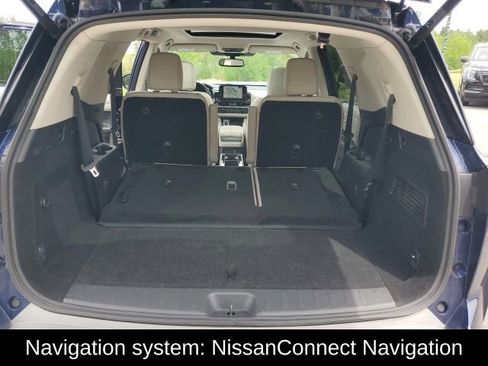 Used 2022 Nissan Pathfinder Platinum w/ Cargo Package AWD/4WD image 19