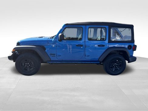 Used 2021 Jeep Wrangler Unlimited Sport image 9