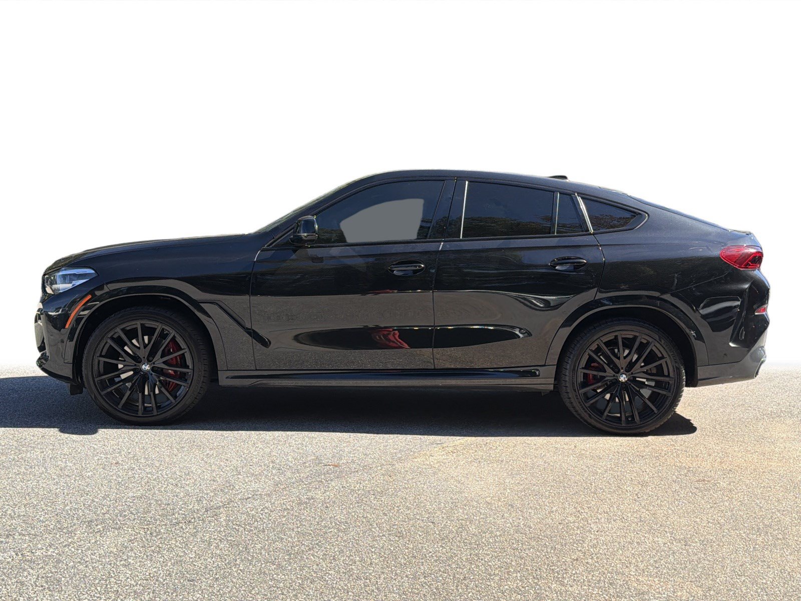 Used 2022 BMW X6 xDrive40i w/ M Sport Package AWD/4WD image 26