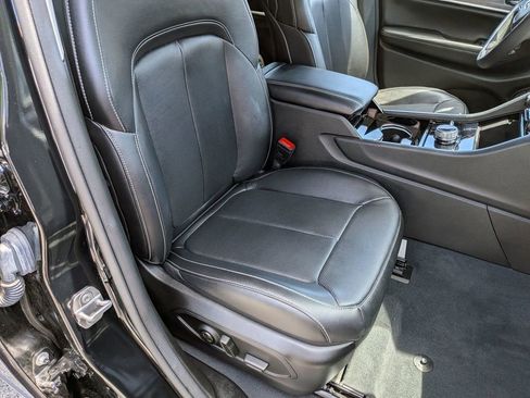 Used 2023 Jeep Grand Cherokee Limited w/ Luxury Tech Group II AWD/4WD image 28