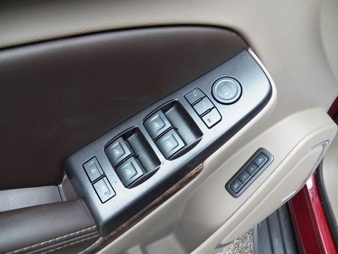 Used 2016 Chevrolet Tahoe LT image 24