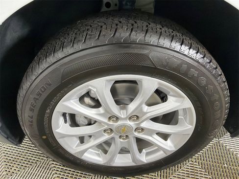 Used 2021 Chevrolet Equinox LT image 11