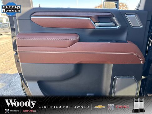 Certified 2025 GMC Sierra 2500 Denali Ultimate w/ Max Trailering Package image 32