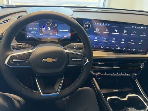 New 2026 Chevrolet Traverse LT w/ Driver Confidence Package image 16