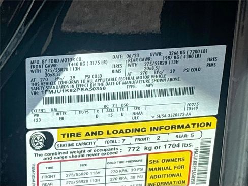 Used 2023 Ford Expedition Limited image 37