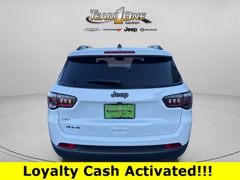 New 2026 Jeep Compass Latitude image 7