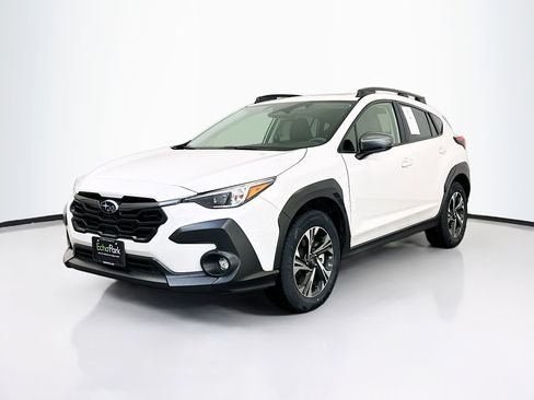 Used 2024 Subaru Crosstrek 2.0i Premium image 3