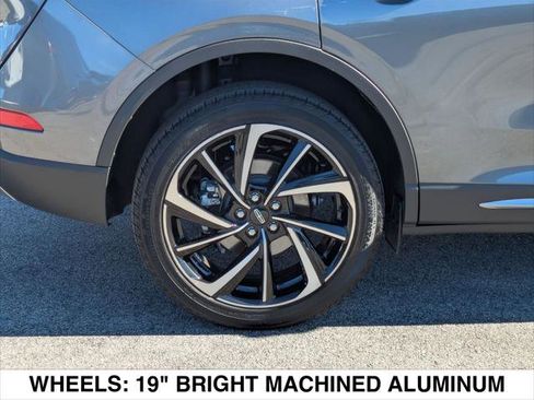 Used 2023 Lincoln Corsair Reserve w/ Equipment Group 201A image 9