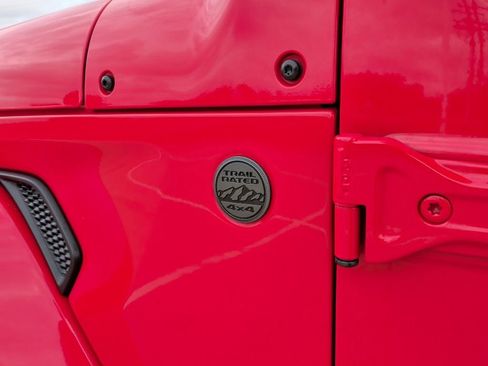 Used 2024 Jeep Gladiator Sport image 51