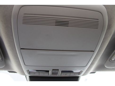 Used 2024 MAZDA MAZDA3 s image 32