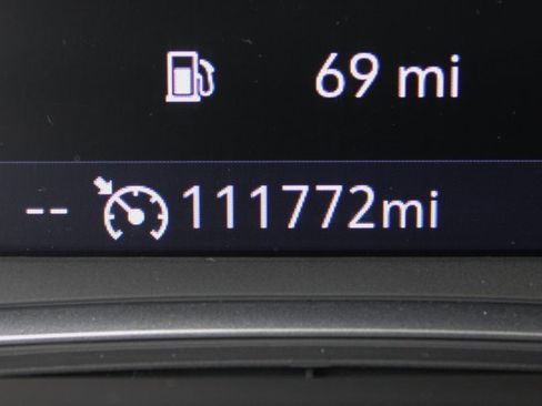 Used 2020 Chevrolet Traverse LT w/ Driver Confidence II Package image 35