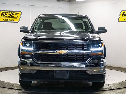Used 2017 Chevrolet Silverado 1500 LT image 2