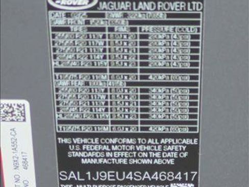 Certified 2025 Land Rover Range Rover Sport AWD/4WD image 25
