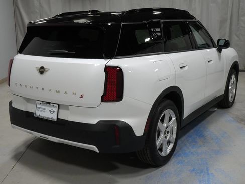 Certified 2025 MINI Cooper Countryman S image 12