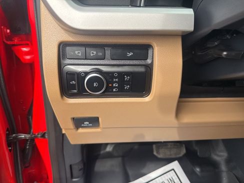 Used 2024 Ford F350 XLT w/ XLT Premium Package image 22