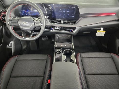 New 2026 Chevrolet Equinox RS w/ Convenience Package III FWD image 28