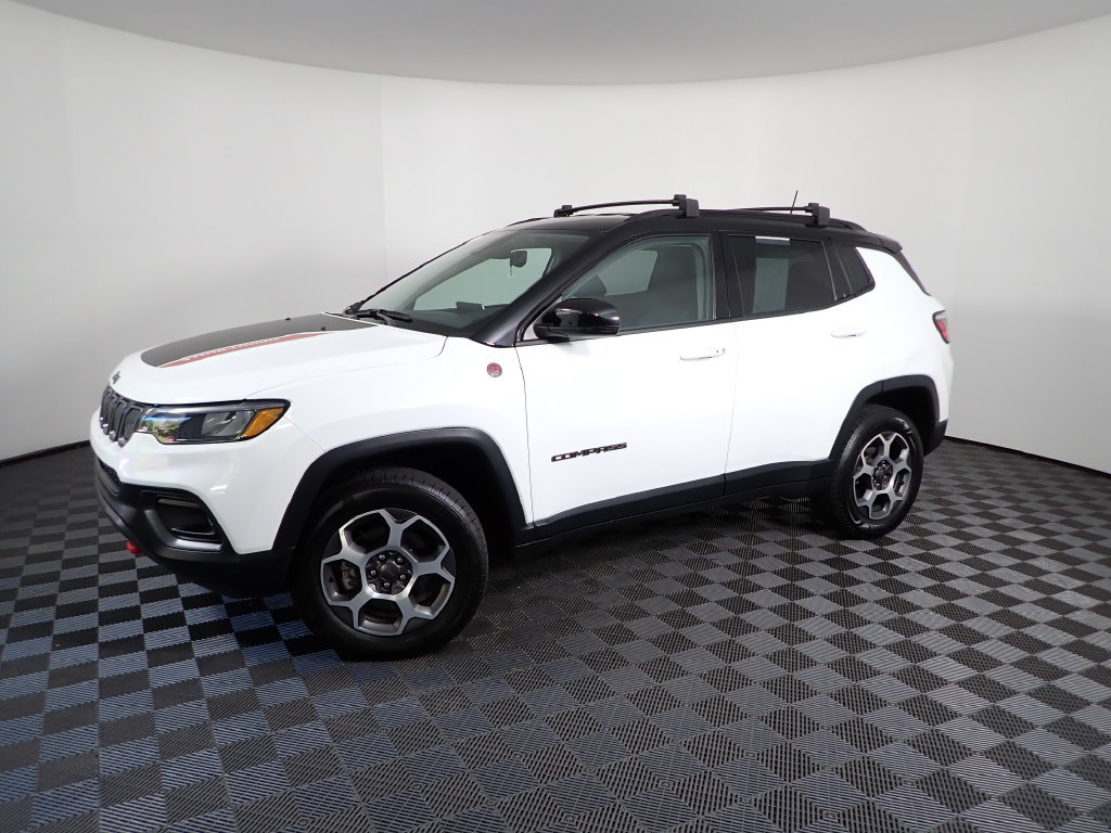 Used 2022 Jeep Compass Trailhawk w/ Trailhawk Convenience Group AWD/4WD image 8
