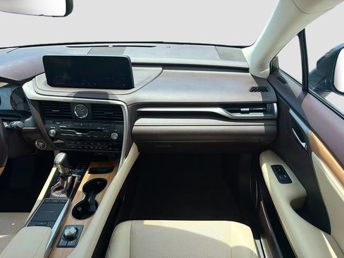Used 2020 Lexus RX 350L FWD w/ Premium Package image 19