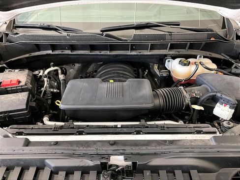 Used 2023 Chevrolet Silverado 1500 High Country w/ High Country Premium Package AWD/4WD image 11