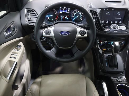 Used 2016 Ford Escape Titanium image 16