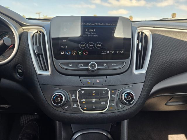Used 2024 Chevrolet Malibu LT FWD image 13