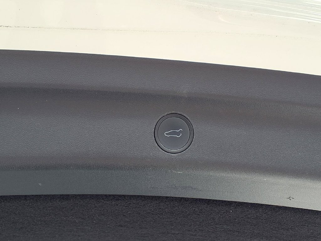 Used 2022 Tesla Model Y Performance AWD/4WD image 19