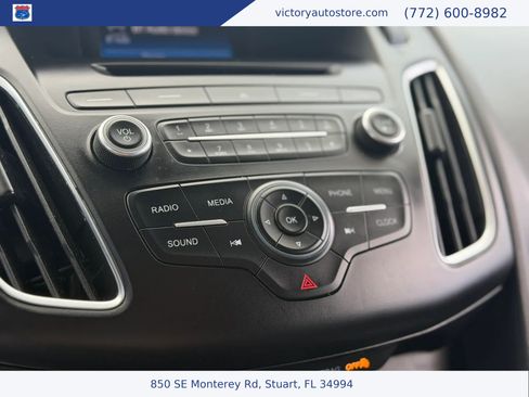 Used 2017 Ford Focus ST FWD image 35