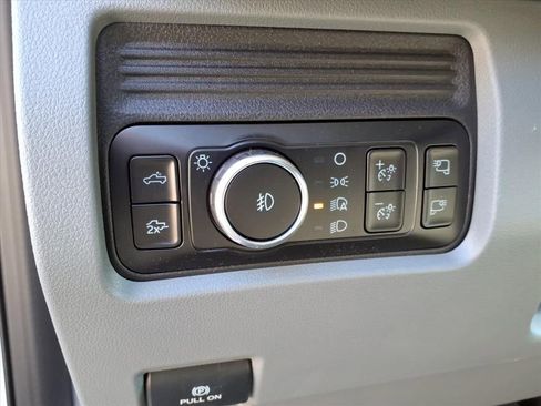 New 2026 Ford F250 XLT w/ XLT Premium Package image 19