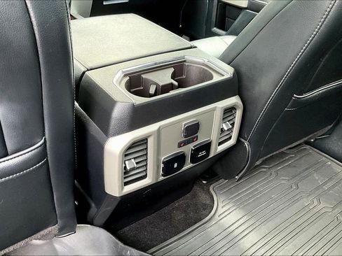 Used 2019 Ford F150 Lariat w/ Equipment Group 502A Luxury AWD/4WD image 13