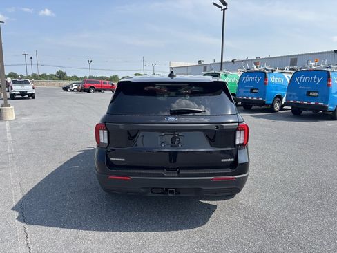 New 2025 Ford Explorer 4WD Police Interceptor image 6