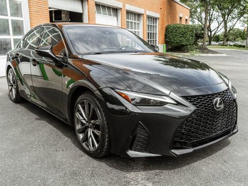 Used 2023 Lexus IS 350 F Sport w/ Memory Package AWD/4WD image 6