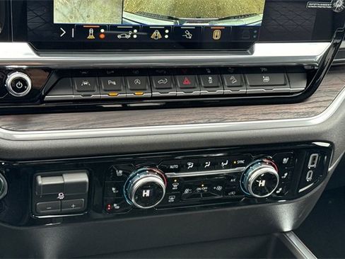 New 2026 GMC Sierra 1500 SLT w/ SLT Premium Plus Package image 24